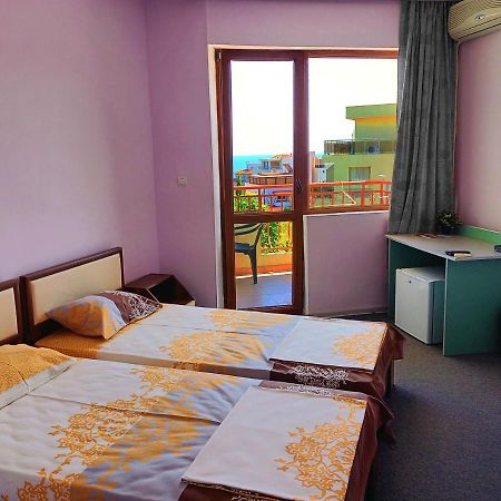 Family Hotel Amore Бяла Экстерьер фото