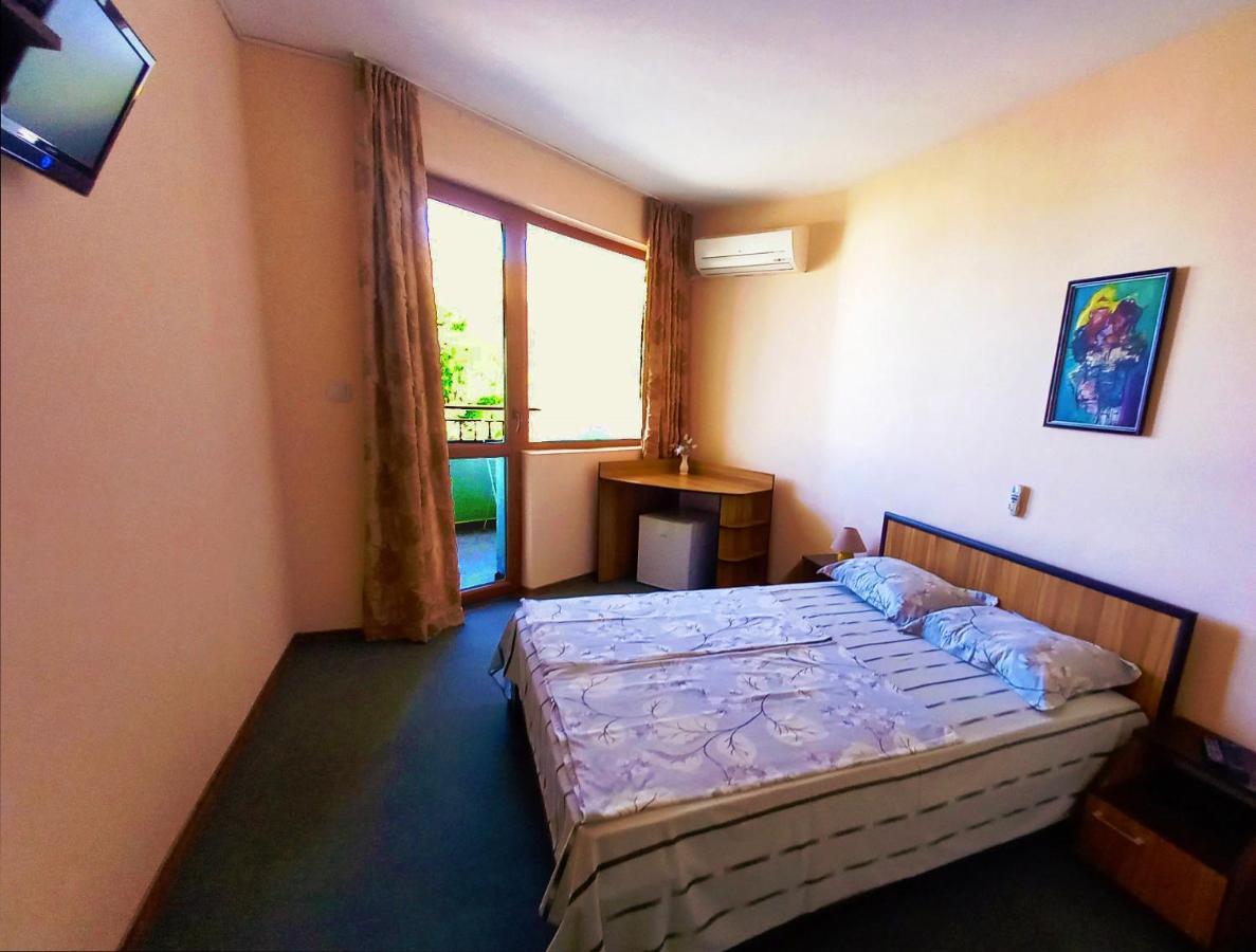 Family Hotel Amore Бяла Экстерьер фото