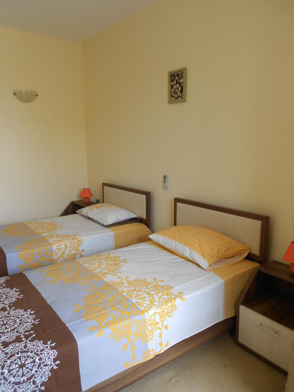 Family Hotel Amore Бяла Номер фото