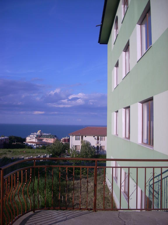 Family Hotel Amore Бяла Экстерьер фото