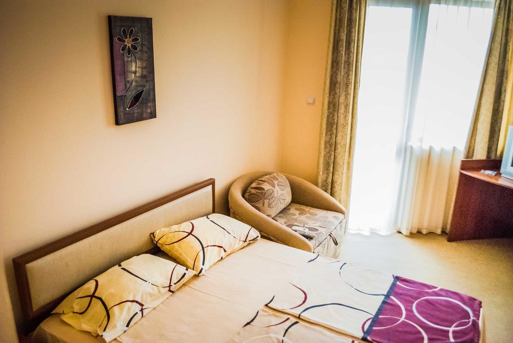 Family Hotel Amore Бяла Экстерьер фото