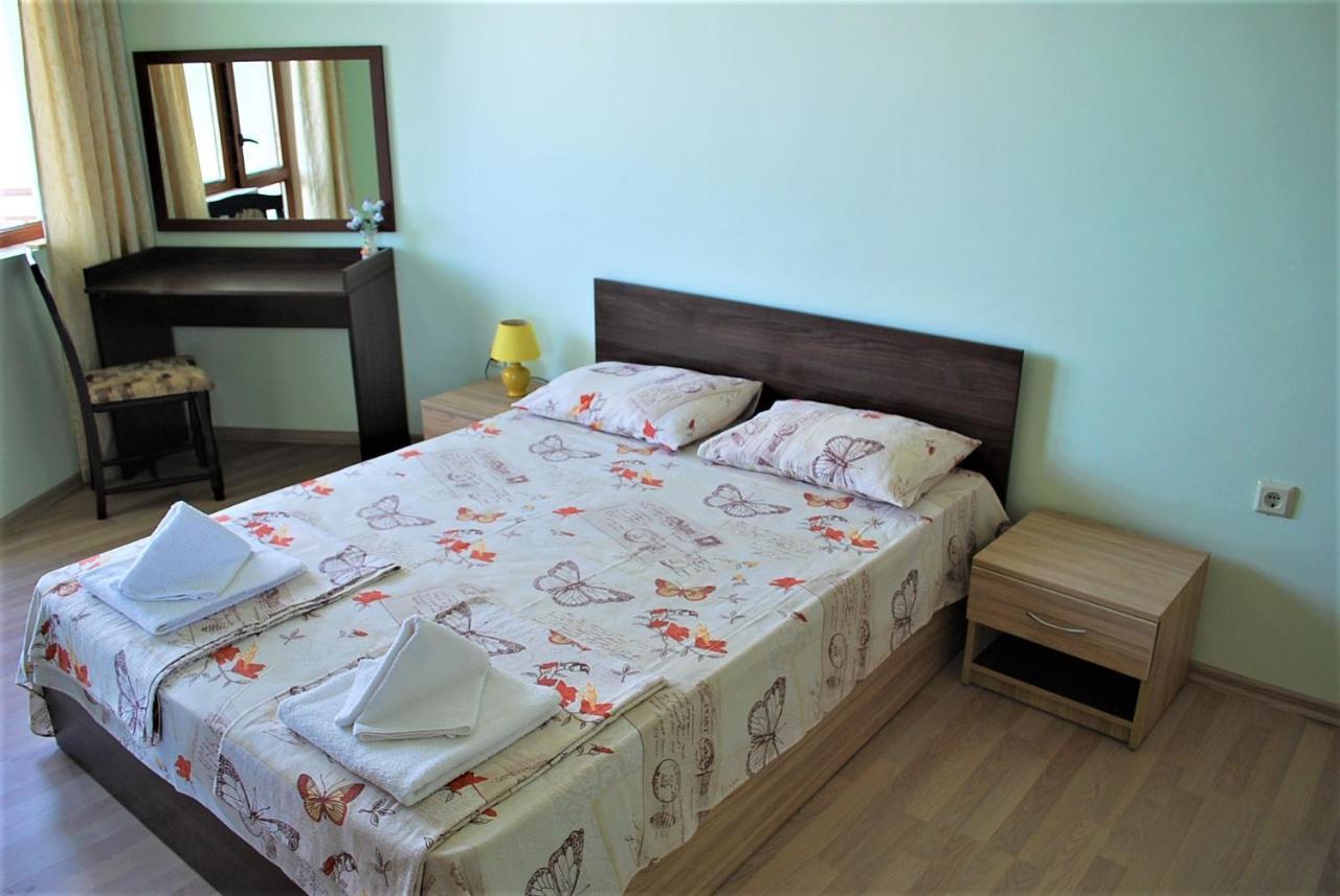Family Hotel Amore Бяла Экстерьер фото